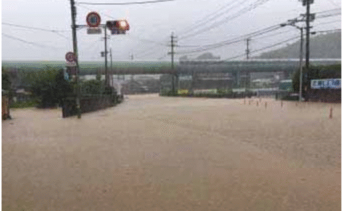津久見市中町